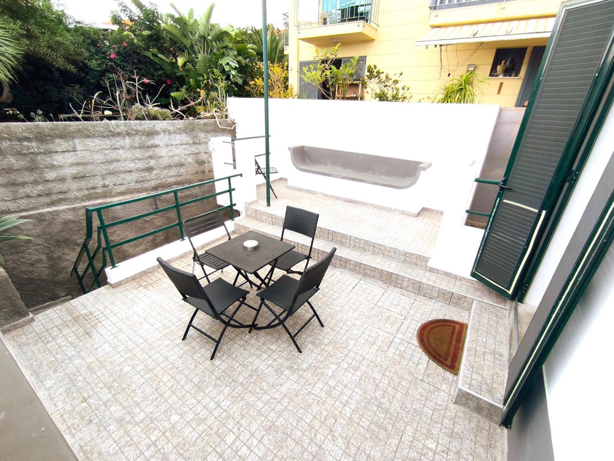 Tiny House Villa Funchal  Exteriör bild